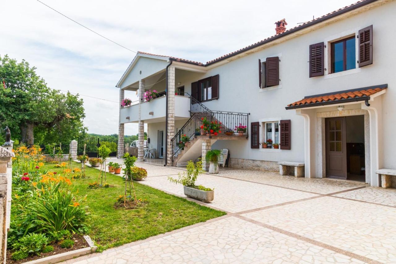 Lovely House Lindi In Poreč Buitenkant foto
