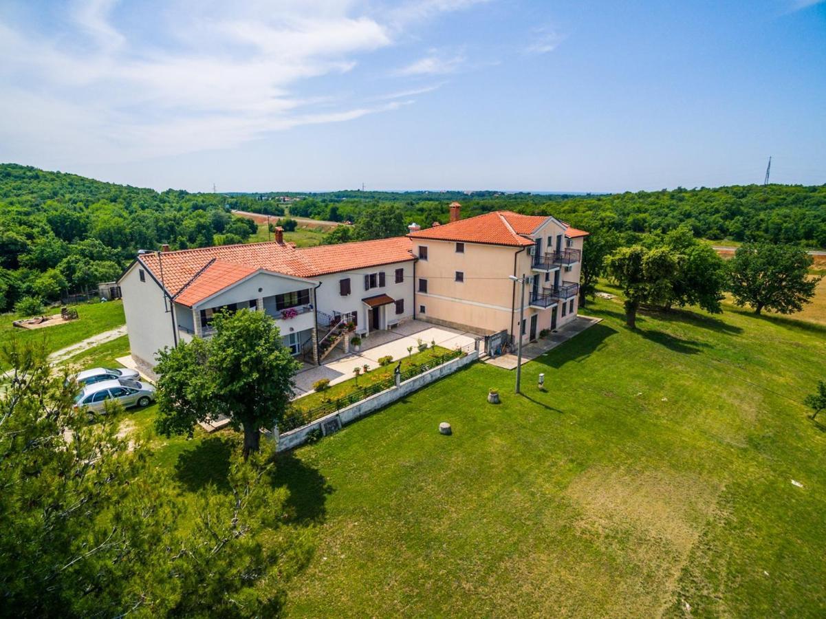 Lovely House Lindi In Poreč Buitenkant foto