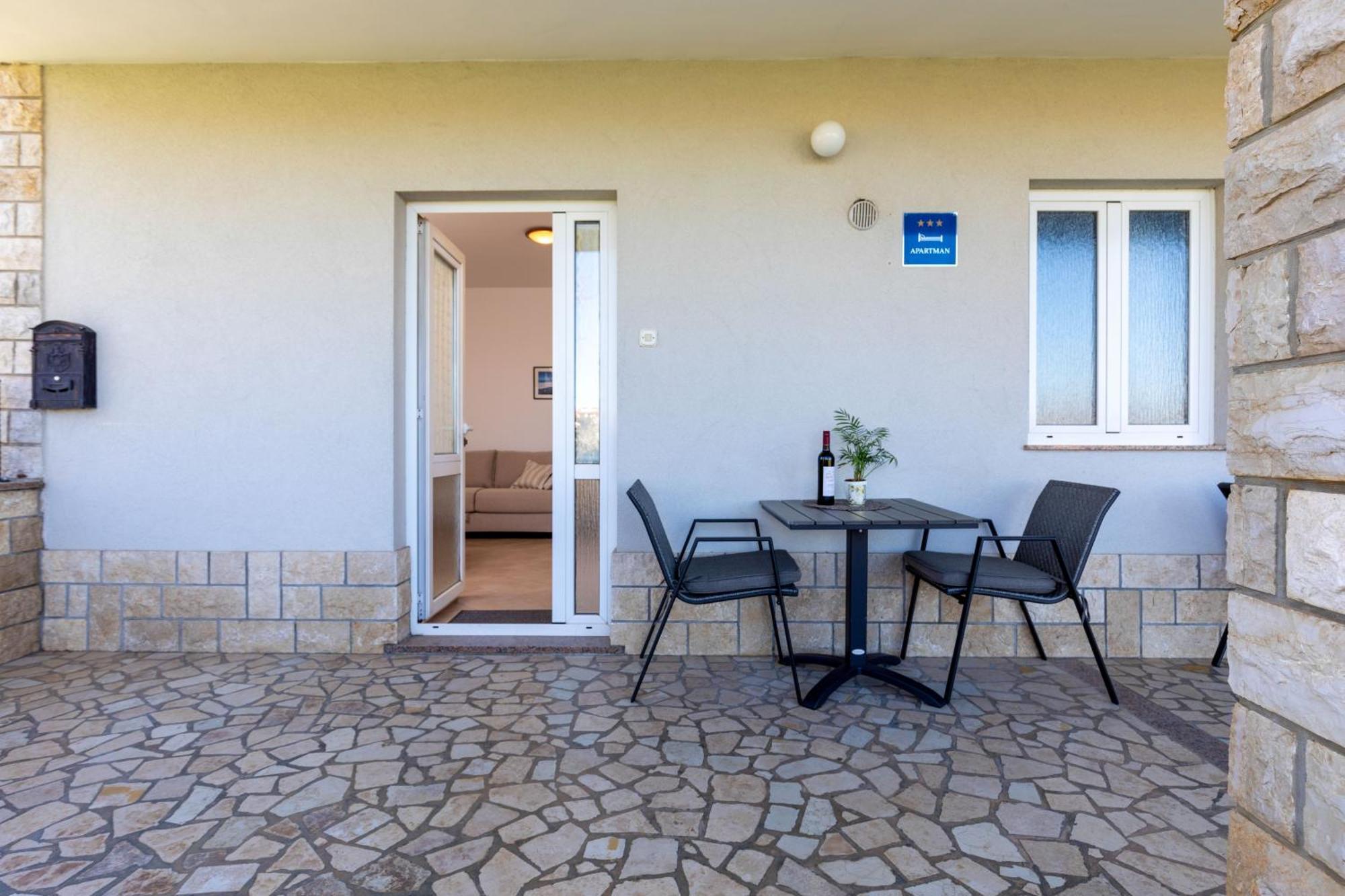 Lovely House Lindi In Poreč Buitenkant foto